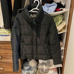 Abercrombie&Fitch black puffer jacket A&F black winter jacket